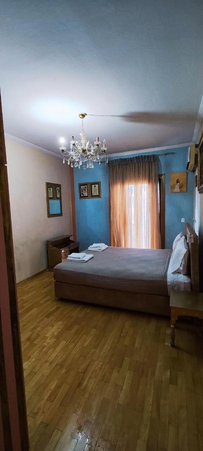Aurea Residenza Mitropoleos Apartment Tesalonika Bagian luar foto
