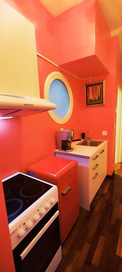 Aurea Residenza Mitropoleos Apartment Tesalonika Bagian luar foto